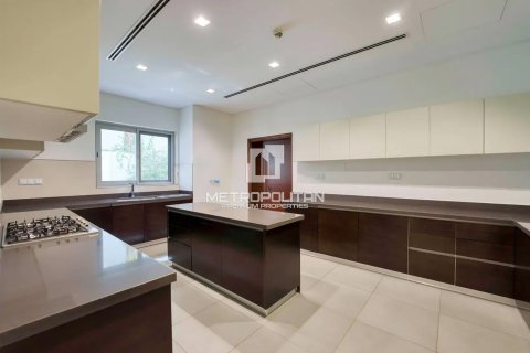 Вилла с 6 спальнями в District One, ОАЭ №78822 9