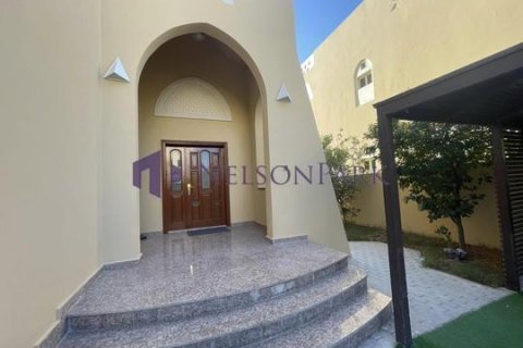 3 bedrooms Villa in Doha, Qatar No. 58077 23