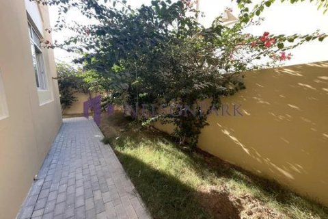 3 bedrooms Villa in Doha, Qatar No. 58077 12