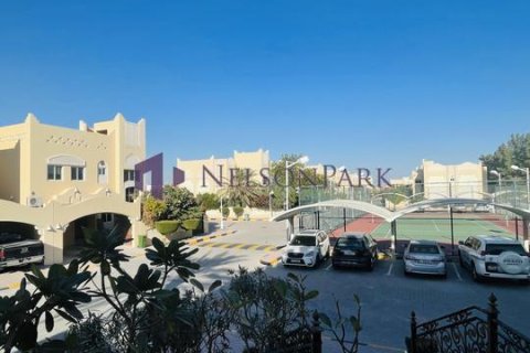 3 bedrooms Villa in Doha, Qatar No. 58077 6