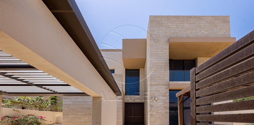 4 bedrooms Villa on the Saadiyat Island, UAE No. 90050