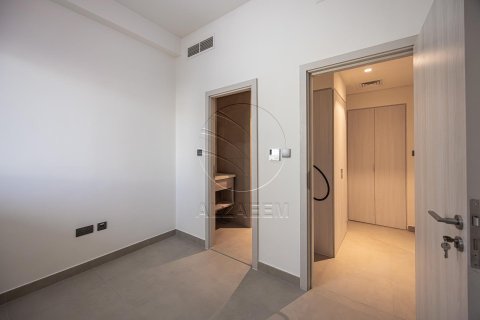 Villa de 4 dormitorios en  Yas Island, UAE No. 90052 4