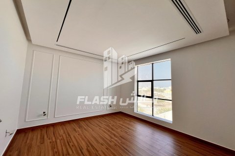 Villa de 7 dormitorios en Al Uraibi, UAE No. 88261 23