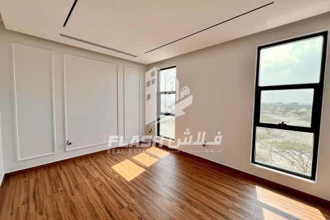 Villa de 7 dormitorios en Al Uraibi, UAE No. 88261 30