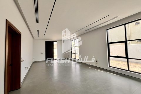 Villa de 7 dormitorios en Al Uraibi, UAE No. 88261 15