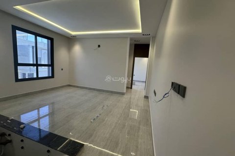 5 bedrooms Villa in Riyadh, Saudi Arabia No. 67535 14