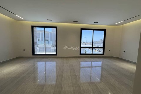 5 bedrooms Villa in Riyadh, Saudi Arabia No. 67535 13