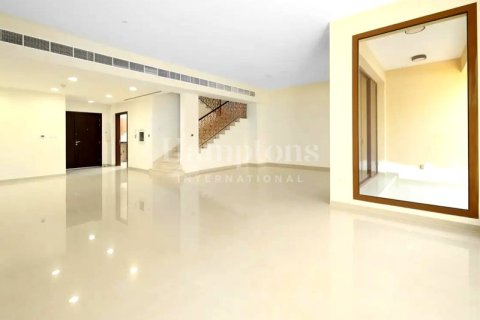 Townhouse de 4 dormitorios en Jumeirah Islands, UAE No. 72974 5