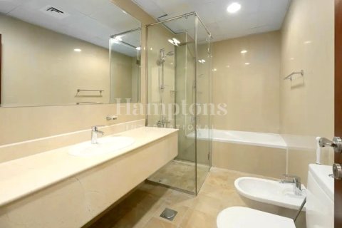 Townhouse de 4 dormitorios en Jumeirah Islands, UAE No. 72974 3