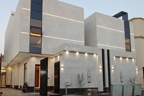 Вилла с 5 спальнями в Эр-Рияд, Саудовская Аравия №99525 1