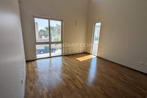 4 bedrooms Villa in Al Raha Gardens, UAE No. 76618 17