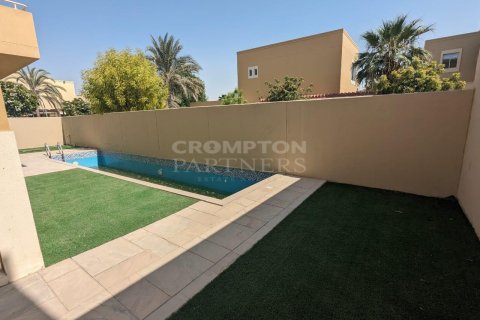 4 bedrooms Villa in Al Raha Gardens, UAE No. 76618 3
