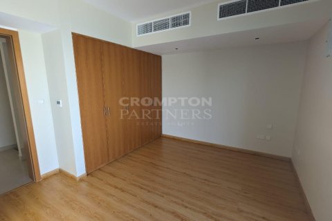 4 bedrooms Villa in Al Raha Gardens, UAE No. 76618 15