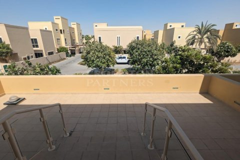 4 bedrooms Villa in Al Raha Gardens, UAE No. 76618 14