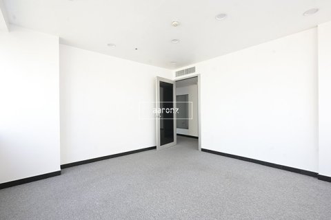 227.8مربع، مكتب في Sheikh Zayed Road, الإمارات العربية المتحدة رقم 76622 2