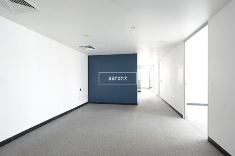 227.8مربع، مكتب في Sheikh Zayed Road, الإمارات العربية المتحدة رقم 76622 5