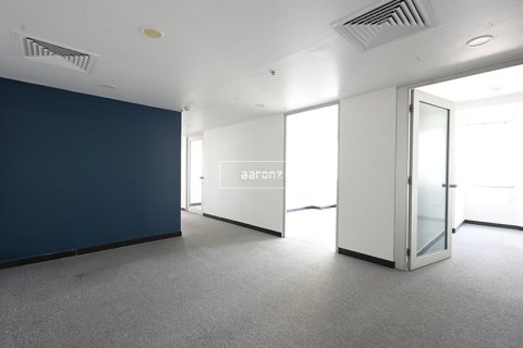 227.8مربع، مكتب في Sheikh Zayed Road, الإمارات العربية المتحدة رقم 76622 4