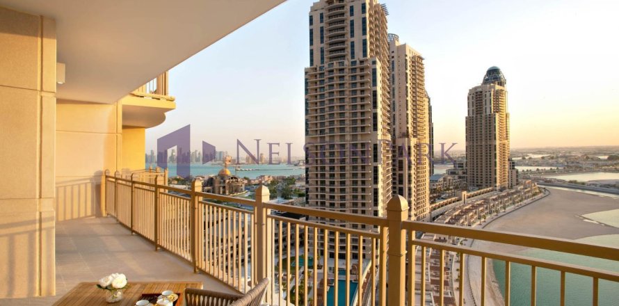 2 bedrooms Apartment in Doha, Qatar No. 58401