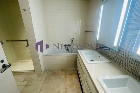 1 bedroom Apartment in Doha, Qatar No. 58414 7