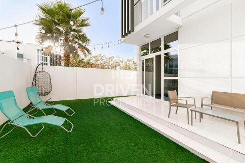 3 bedrooms Townhouse in DAMAC Hills (Akoya by DAMAC), UAE No. 84487 14