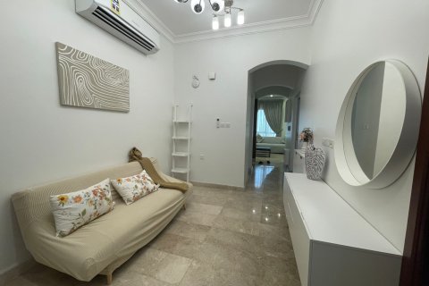 Apartment de 2 dormitorios en As Sib, Oman No. 105037 3