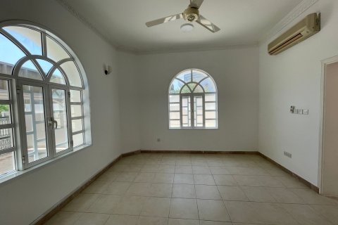 Villa de 5 chambres à Muscat, Oman No. 105036 6