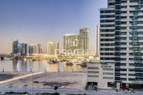 1 غرف نوم شقة في الخليج التجاري, الإمارات العربية المتحدة رقم 84110 11