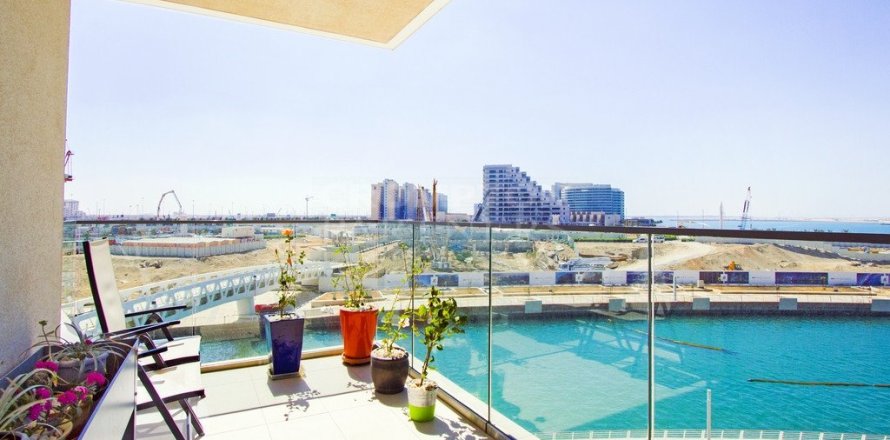 4 bedrooms Apartment in Al Raha Beach, UAE No. 81909
