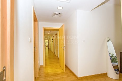 4 bedrooms Apartment in Al Raha Beach, UAE No. 81909 7