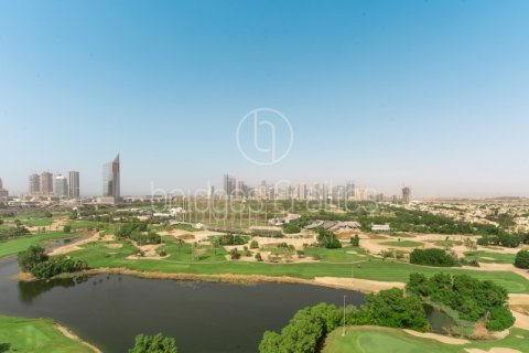 Apartment de 2 dormitorios en The Hills, UAE No. 103623 12