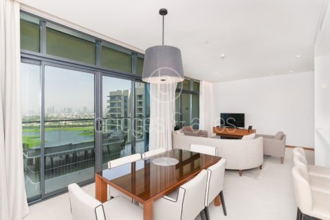 Apartment de 2 dormitorios en The Hills, UAE No. 103623 5