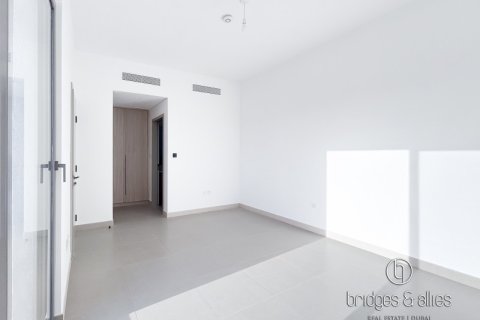 Villa de 4 dormitorios en Dubai, UAE No. 103621 16
