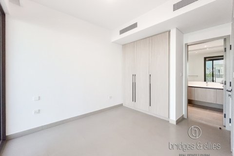 Villa de 4 dormitorios en Dubai, UAE No. 103621 10