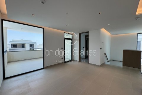 Villa de 4 dormitorios en Dubai, UAE No. 103609 10