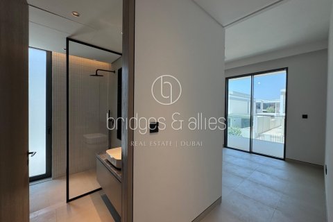Villa de 4 dormitorios en Dubai, UAE No. 103609 21