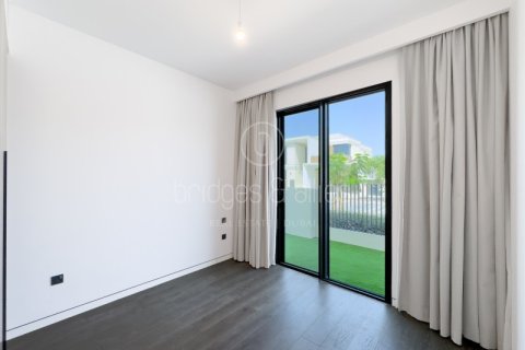 Villa de 4 dormitorios en Dubai, UAE No. 103610 15