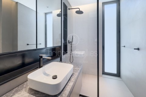 Villa de 4 dormitorios en Dubai, UAE No. 103610 25