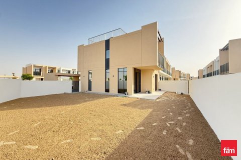 Townhouse de 4 dormitorios en Dubai, UAE No. 90539 2