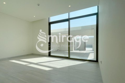 Villa de 4 dormitorios en Abu Dhabi, UAE No. 81617 8