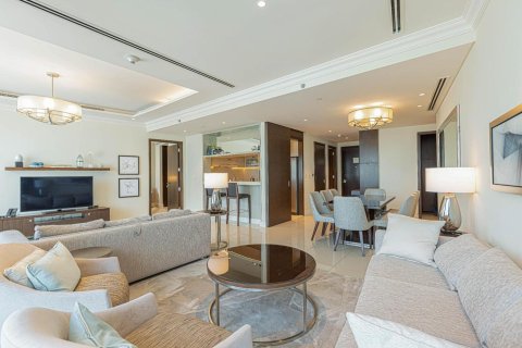 Apartment de 3 dormitorios en The Address Residence Fountain Views, UAE No. 90715 2