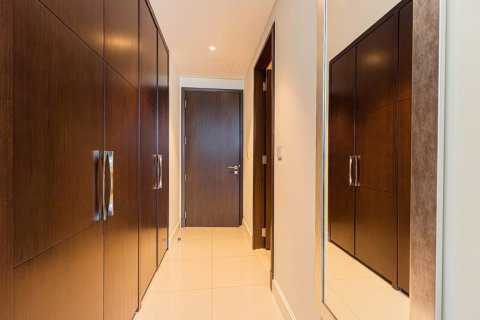Apartment de 3 dormitorios en The Address Residence Fountain Views, UAE No. 90715 11