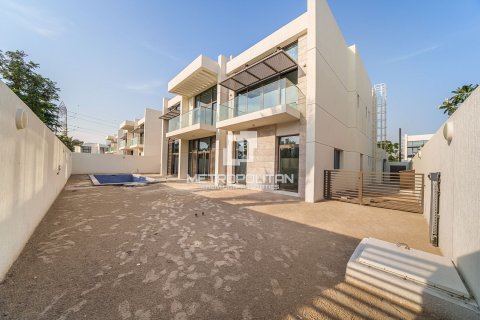 5 غرفة نوم  فيلا في District One, الإمارات العربية المتحدة رقم 62019 25