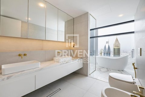 Appartement de 3 chambres à DIFC, UAE No. 84048 10