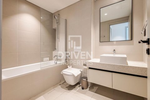 1 bedroom Apartment in EMAAR Beachfront, UAE No. 84033 13