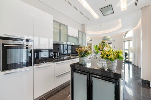 5 bedrooms Villa in Palm Jumeirah, UAE No. 88377 23