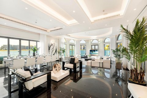 5 bedrooms Villa in Palm Jumeirah, UAE No. 88377 13