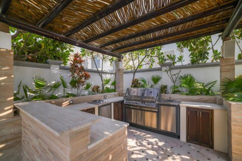 5 bedrooms Villa in Palm Jumeirah, UAE No. 88377 10