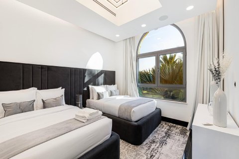5 bedrooms Villa in Palm Jumeirah, UAE No. 88377 3