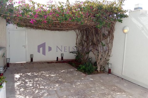 3 bedrooms Villa in Doha, Qatar No. 57392 6