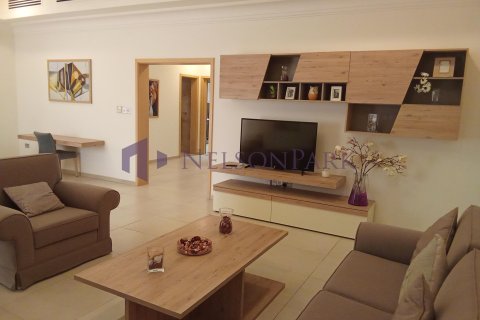 3 bedrooms Villa in Doha, Qatar No. 57392 3